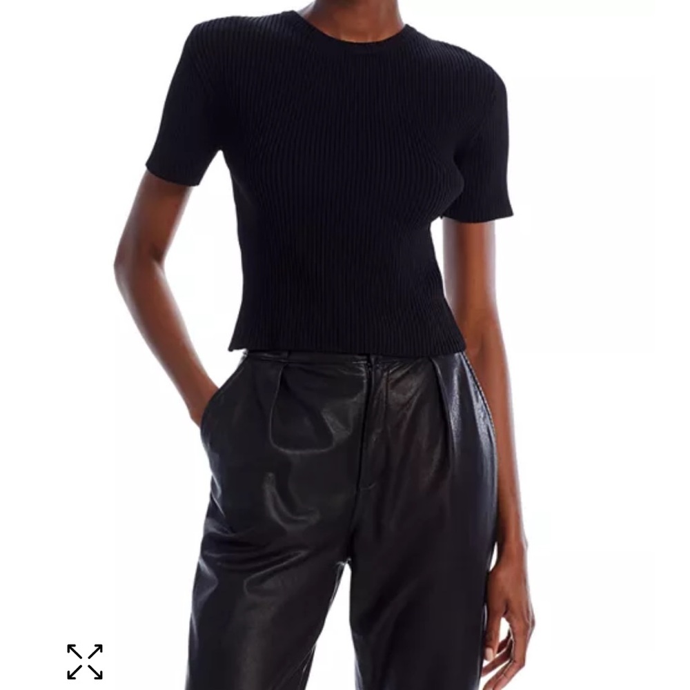LVIR Back Slit Pullover Top | Korean Contemporary Design | M